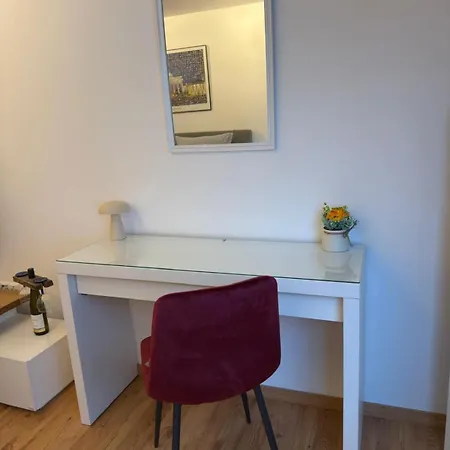 Appartement Unterkunft, Schoene Lage Auf Der Insel *